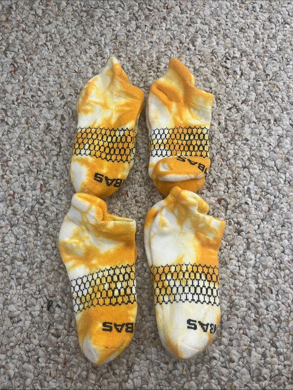 Bombas Yellow & White Tie-Dye Low-Cut Athletic Socks - 4 Pack